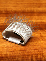 Hareline Dubbin Finger Dubbing Brush