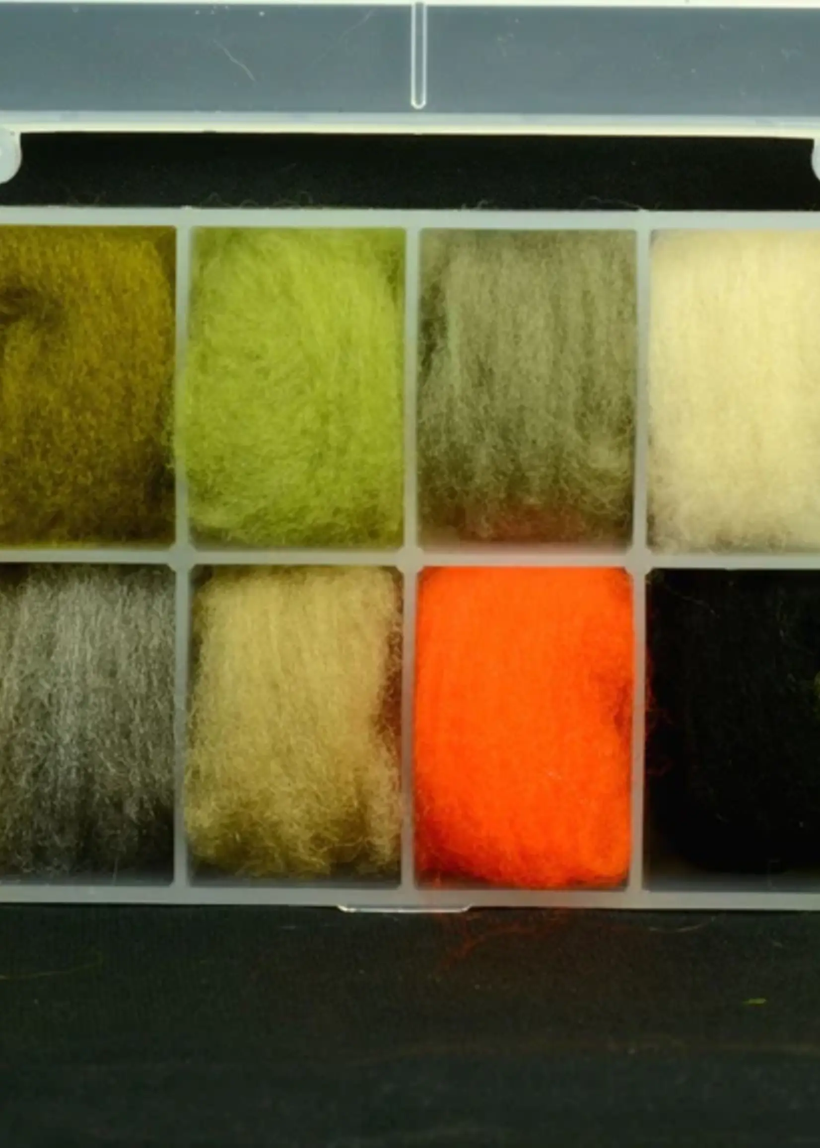 Nature's Spirit 12 Compartment Dubbing Box with Holes