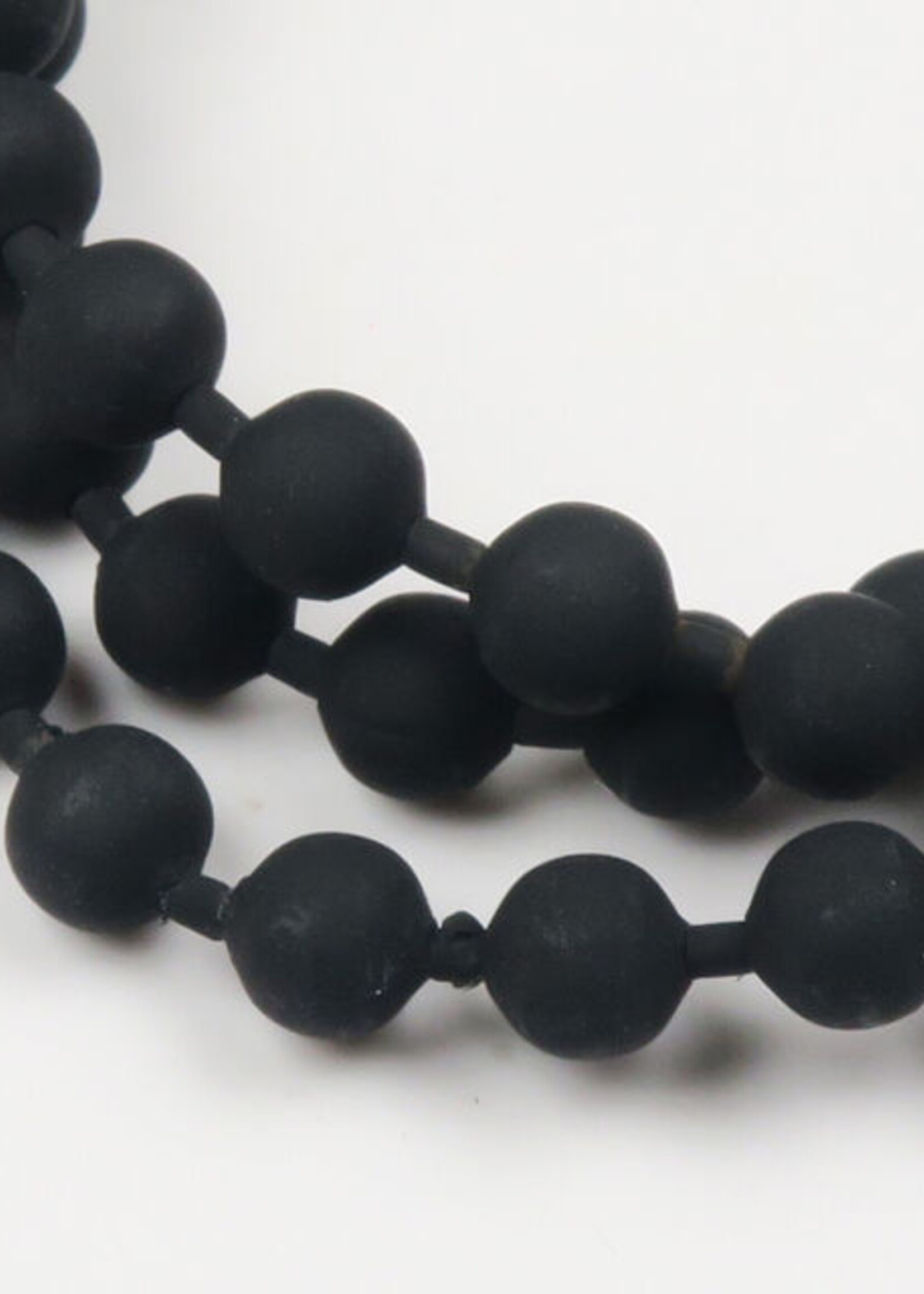 Hareline Dubbin Chicone's Stealth Chain Black Large