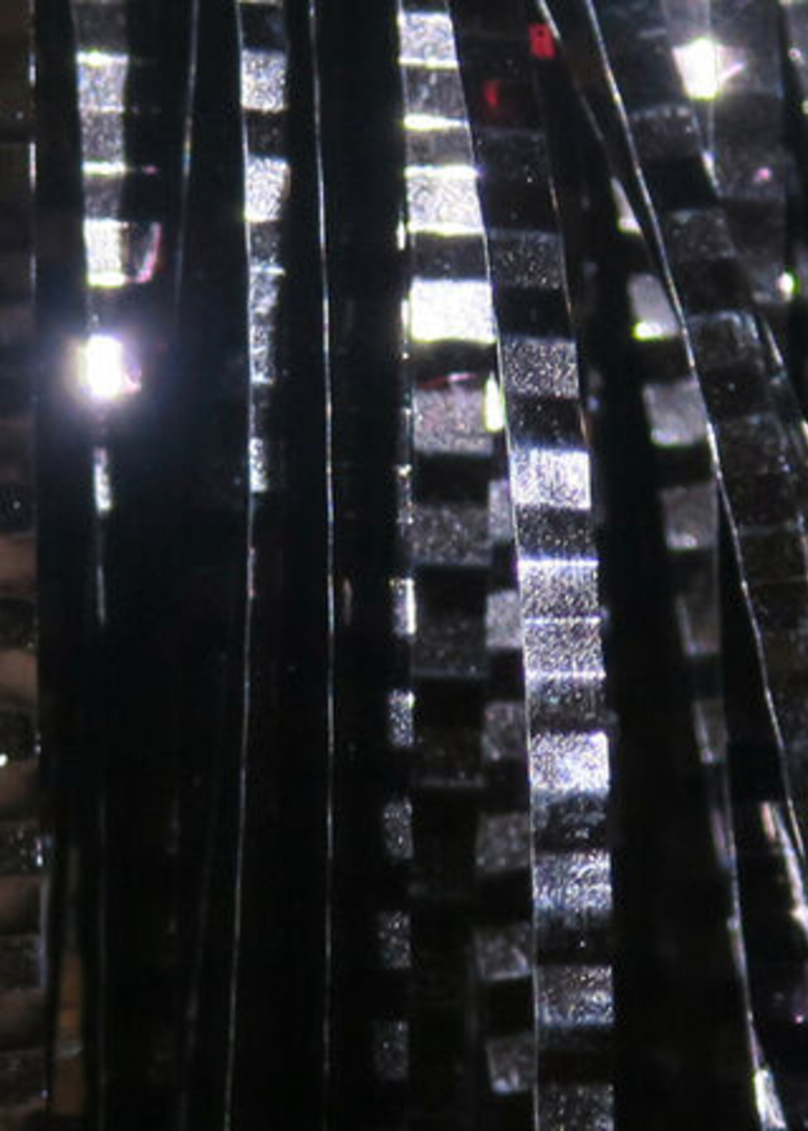 Hareline Dubbin Lateral Scale Black