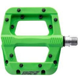 RaceFace RaceFace Chester Pedals - Platform, Composite, 9/16", Green