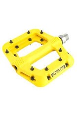 RaceFace RaceFace Chester Pedals - Platform Composite 9/16Yellow Replaceable Pins