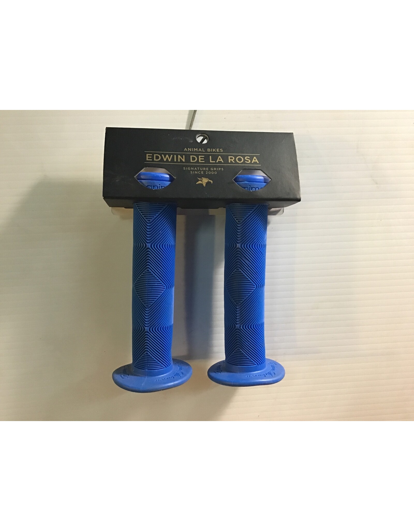 Animal Bikes Animal Edwin de la Rosa Signature Grips- Blue