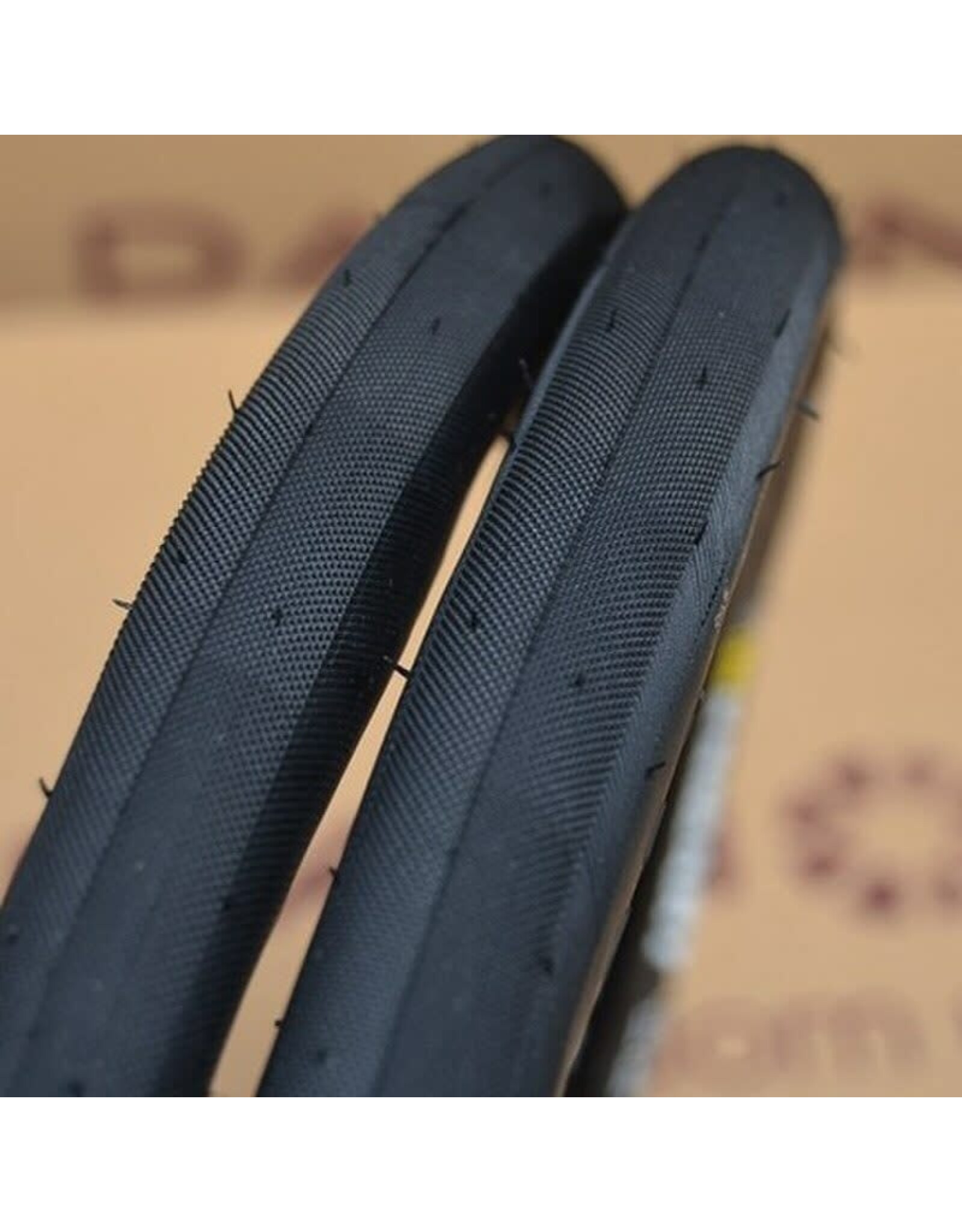 Kenda Tire K1085 700 x 38c