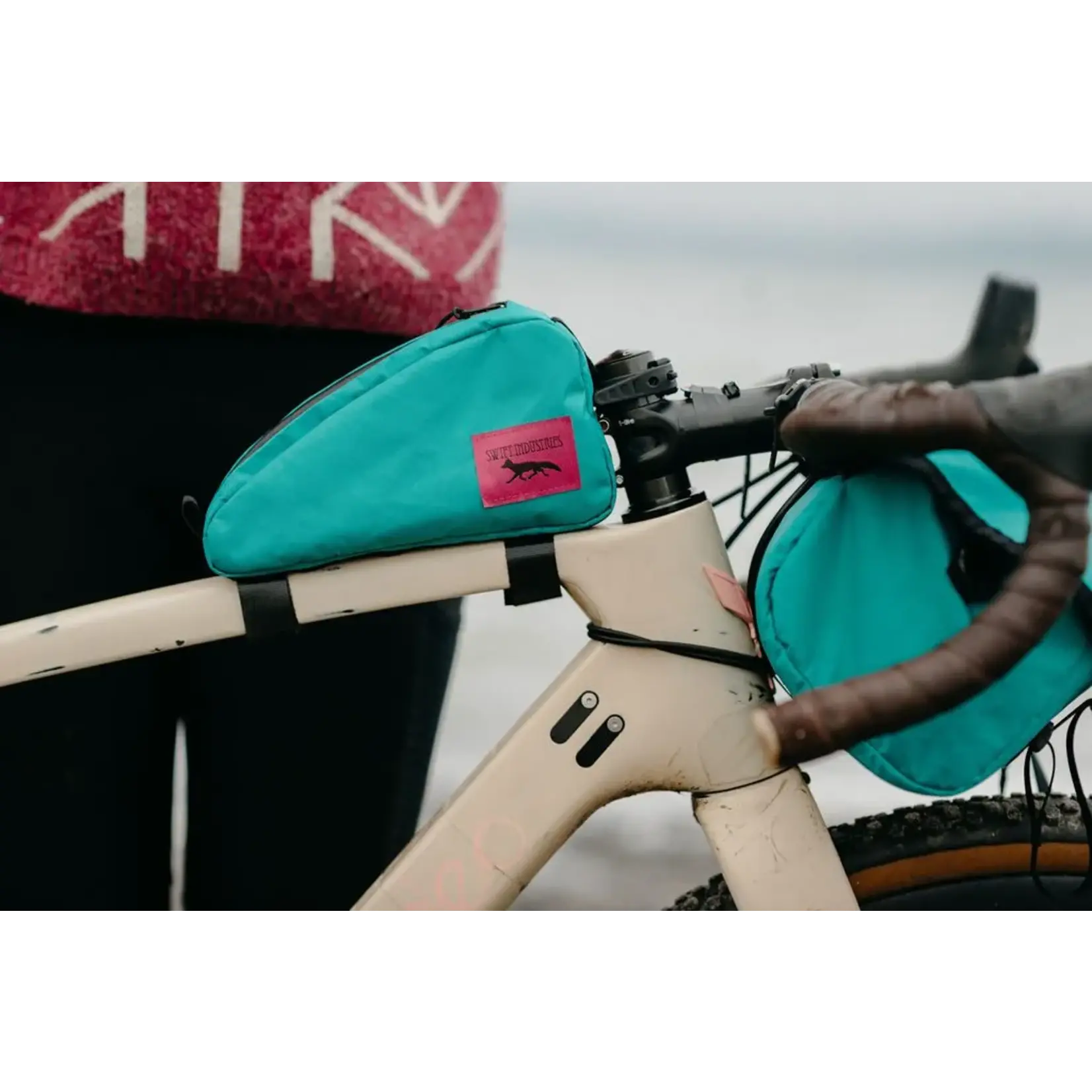 Swift Industries | Moxie Top Tube Bag | Dismount Toronto