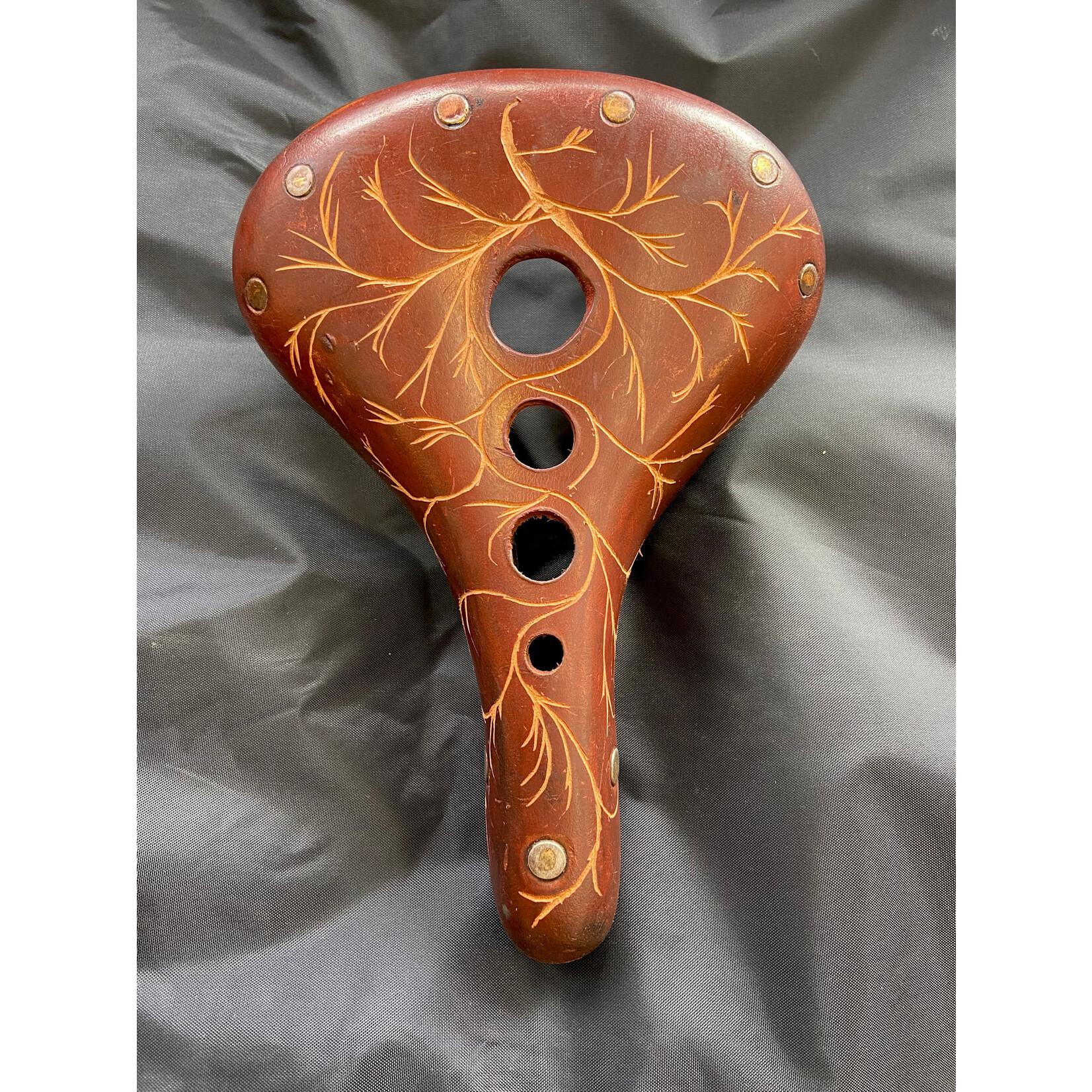 Custom Handcarved Leather Saddle - Flora