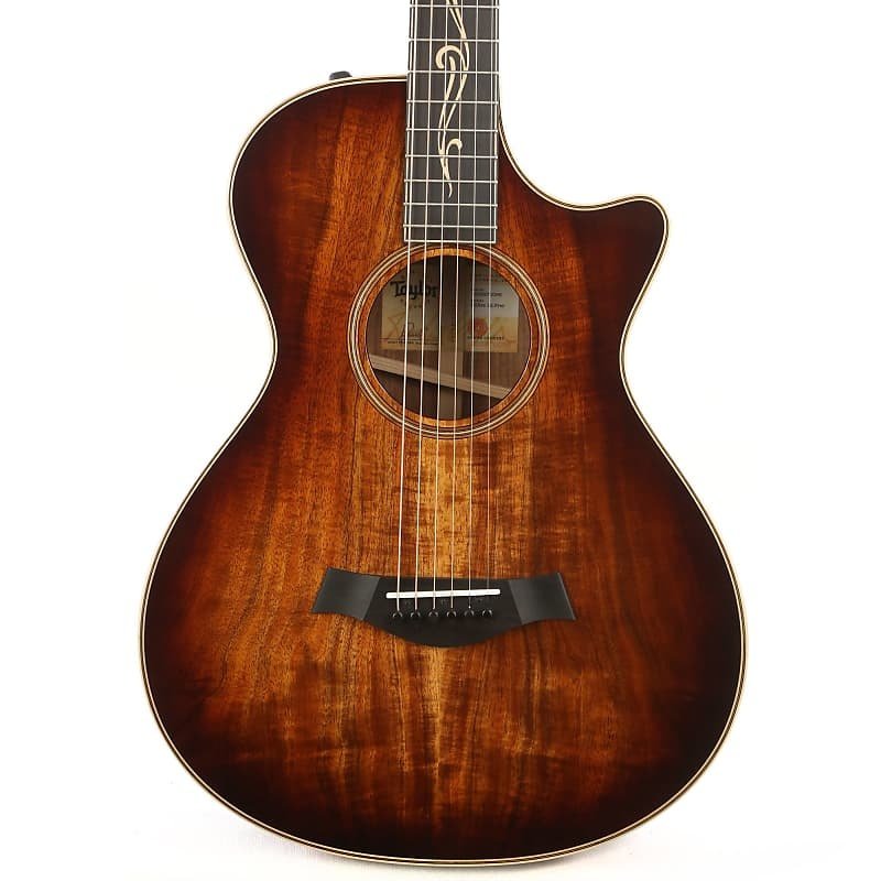 Taylor Guitars Taylor K22ce 12-Fret Acoustic Guitar