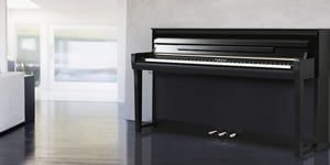 Yamaha CLP 785 Clavinova Digial Piano