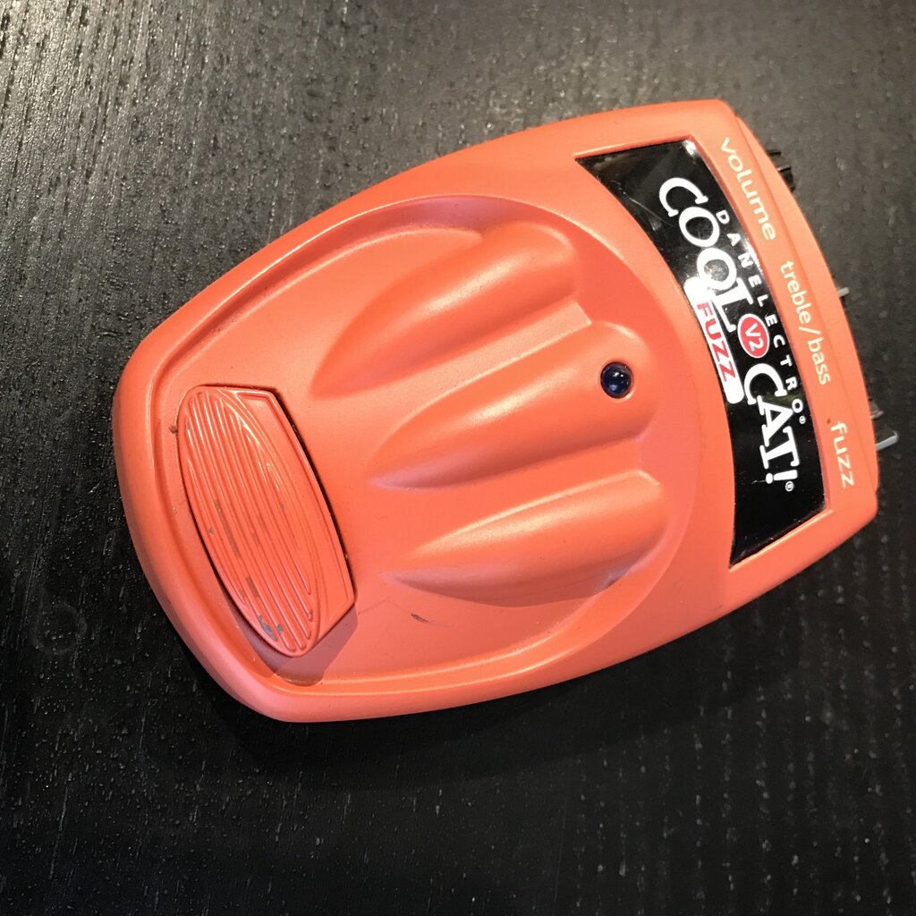 Danelectro cool cat fuzz shop v2