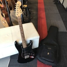 Fender Consignment/Used Fender Stratocaster Special HSS 2010 - Black w/Gig Bag