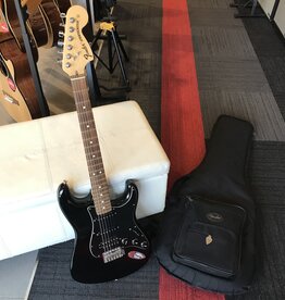 Fender Consignment/Used Fender Stratocaster Special HSS 2010 - Black w/Gig Bag