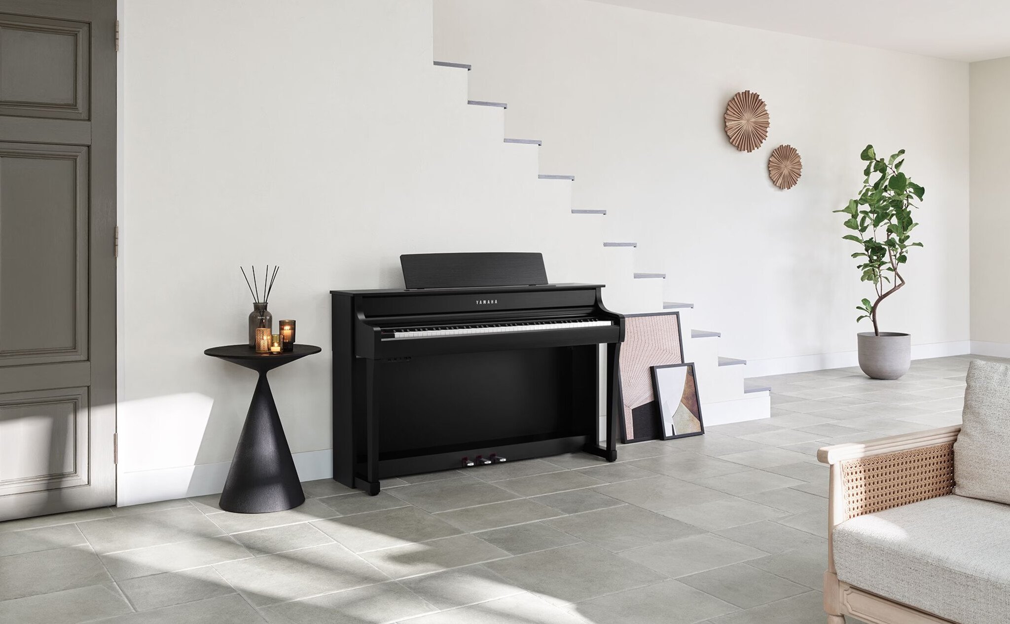 Yamaha CLP 745 Clavinova Digital Piano