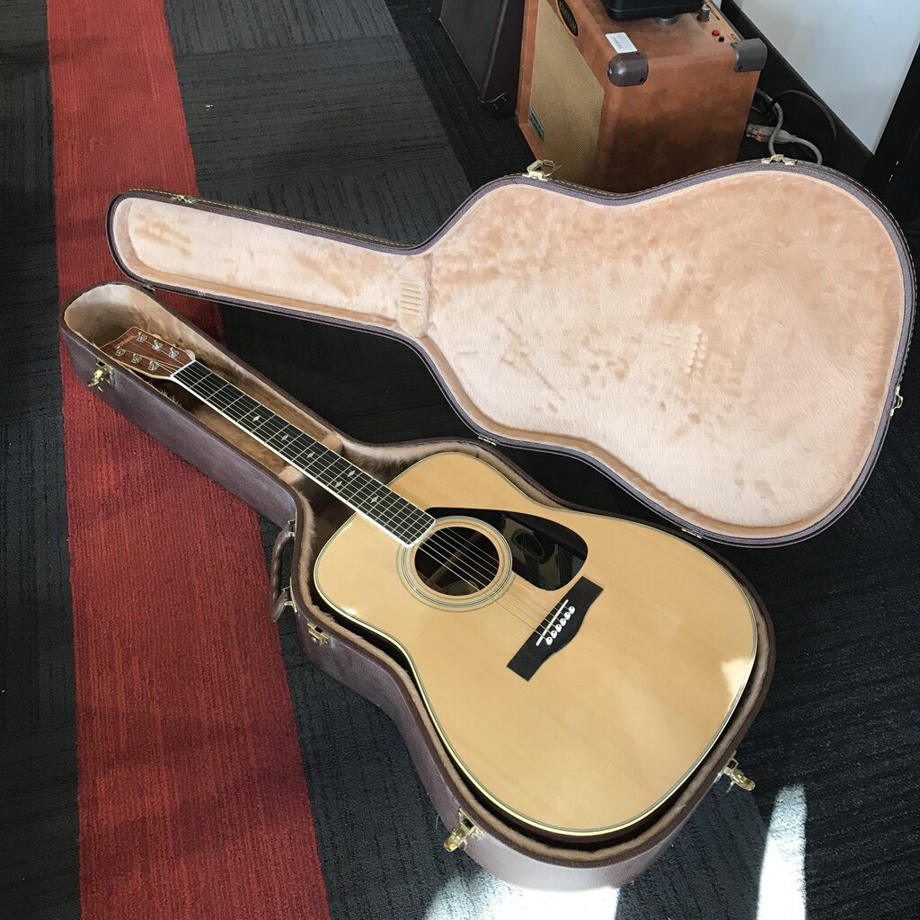 Consignment Used Yamaha FG 345 II w Hard Case 80 S KAOS Music Centre
