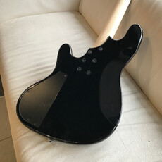 Kaos Music Consignment/Used Cort Elrick NJS4 Bass w/Gig Bag