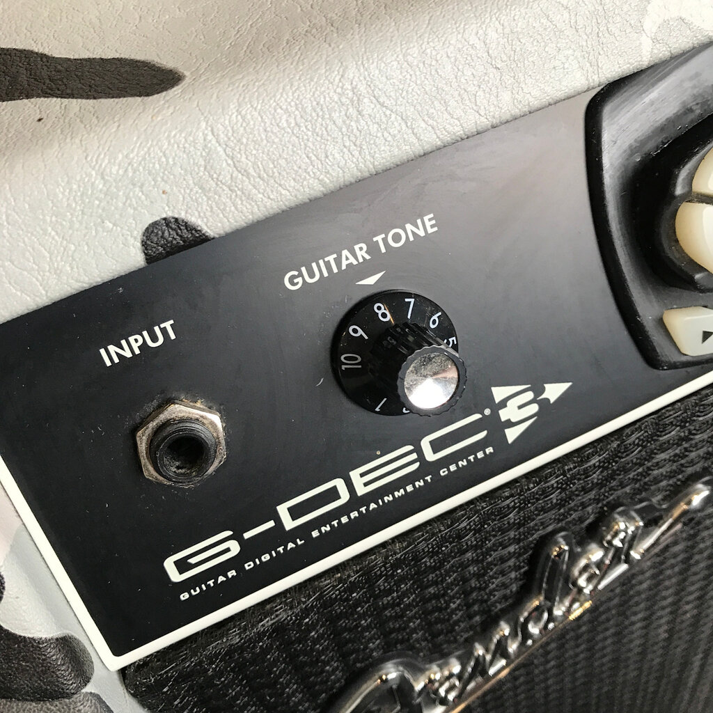 Fender Consignment Used - Fender G-DEC Thirty Guitar Amp - Camo tolex