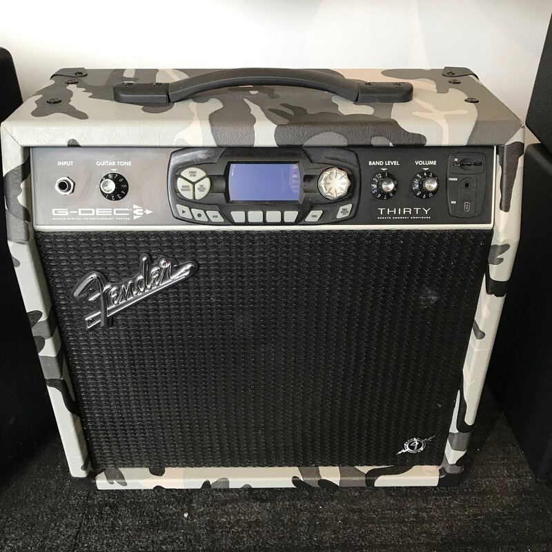 Fender Consignment Used - Fender G-DEC Thirty Guitar Amp - Camo tolex