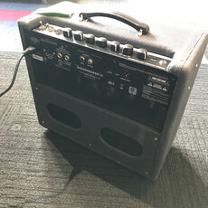 Fender Fender Bassbreaker 15 Combo Amplifier (Demo Floor Model)
