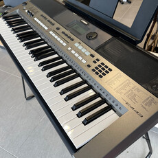Yamaha Consignment/Used Yamaha PSR 443 w/L2 stand/Levy's bag/PS & Pedal