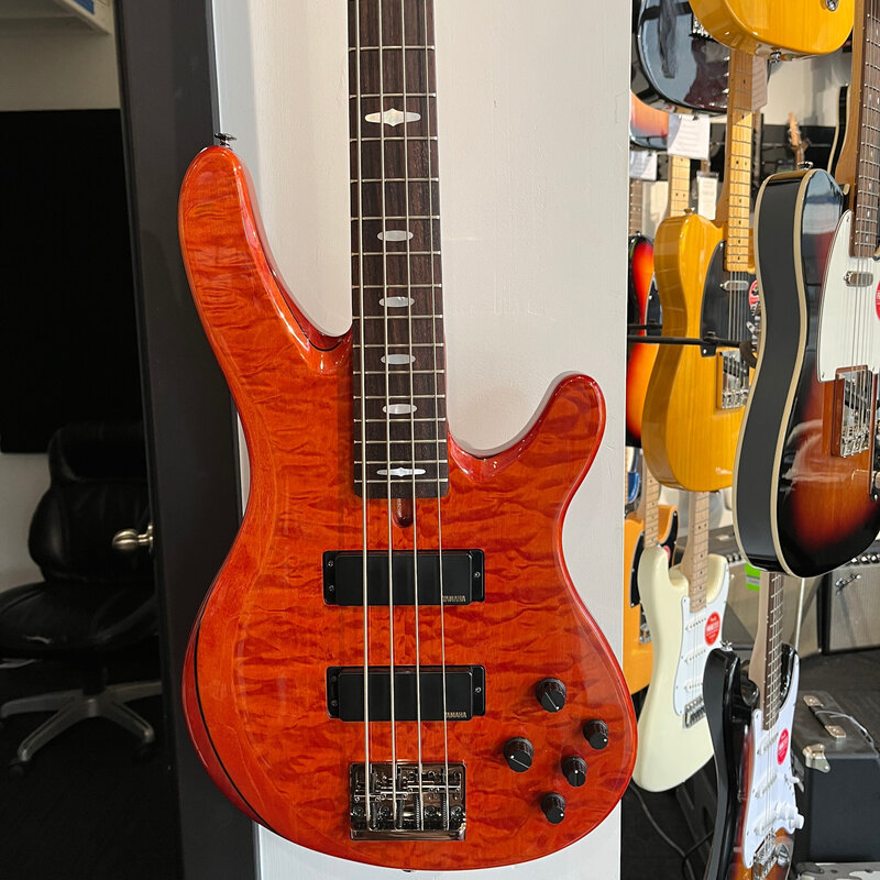 Yamaha Demo Yamaha TRB1004J CB WC Bass Guitar