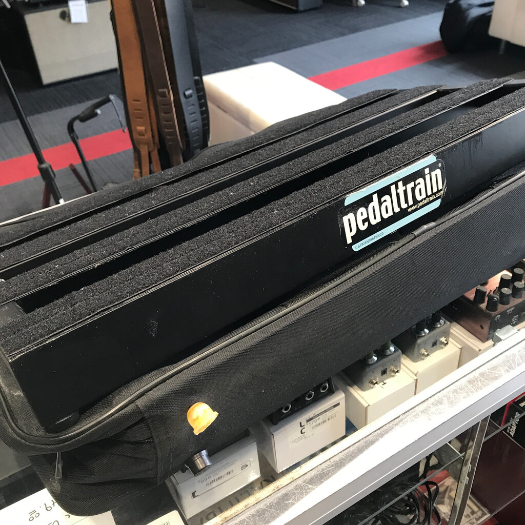 Consignment Pedaltrain  24" X 12.5" w Soft Bag