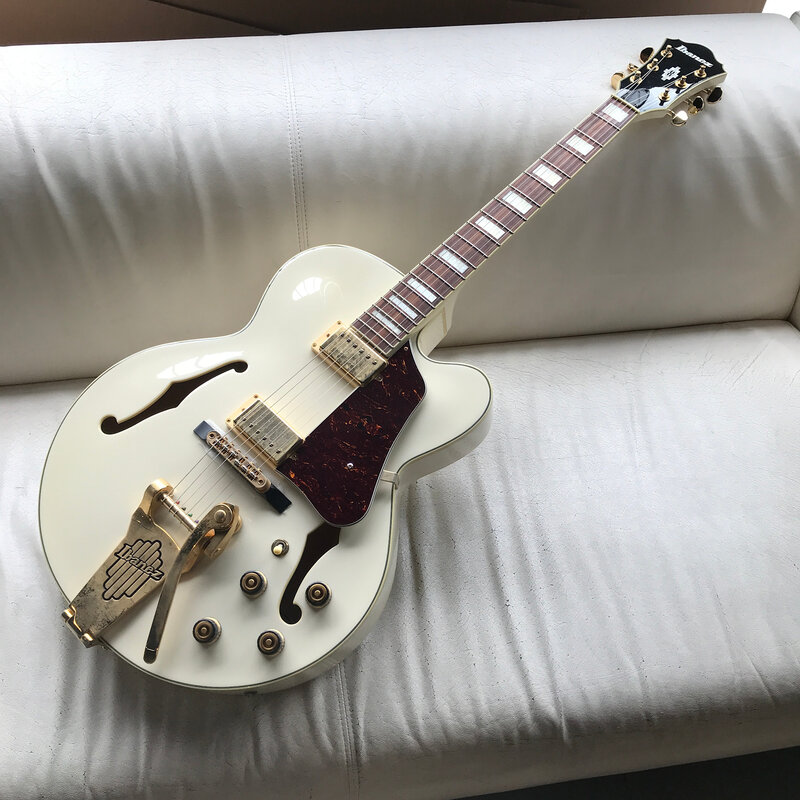 Consignment/Used Ibanez Artcore AF75TDG -IV-12-04 - Ivory  w/Hard Case