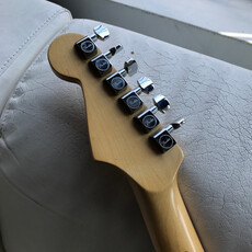 Fender Consignment/Used Fender Stratocaster RW AGV MIM 2003 w/Gig Bag