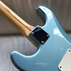 Fender Consignment/Used Fender Stratocaster RW AGV MIM 2003 w/Gig Bag