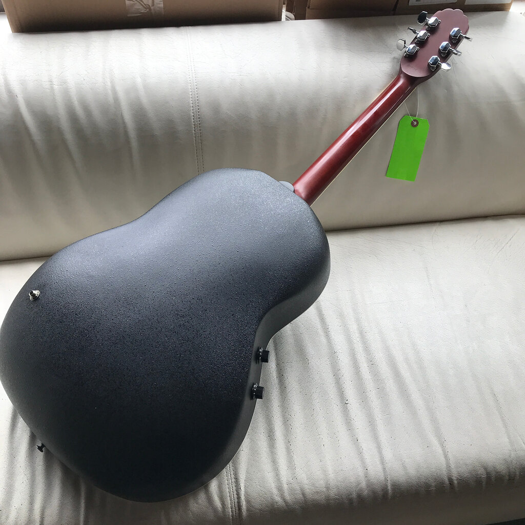 Consignment/Used Ovation Applause AE-32 Acoustic Guitar