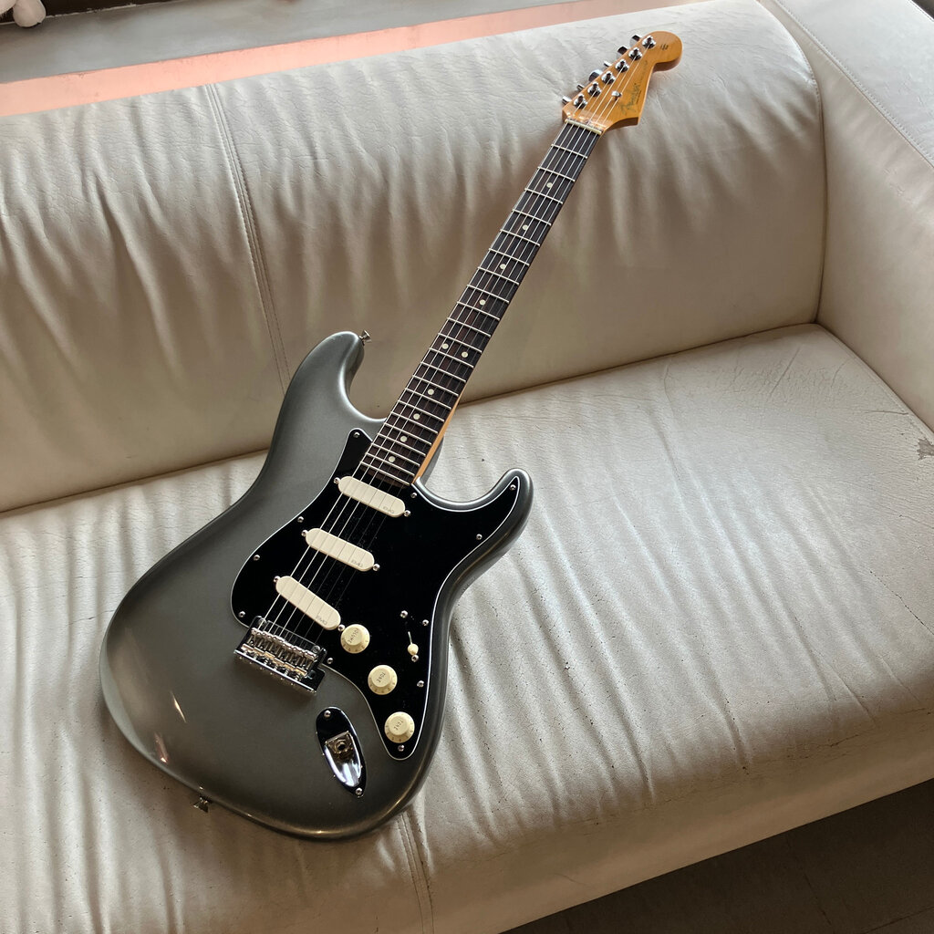 Consignment/Used Fender Pro II Stratocaster Mercury w/EMG pickups /w/Case