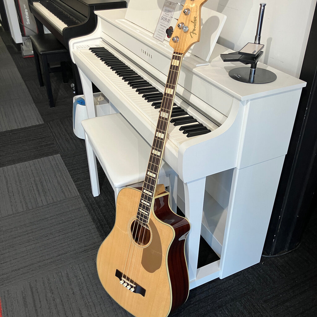 Fender Consignment/Used Fender Kingman Bass SCE - Natural w/Case