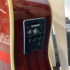 Fender Consignment/Used Fender Kingman Bass SCE - Natural w/Case