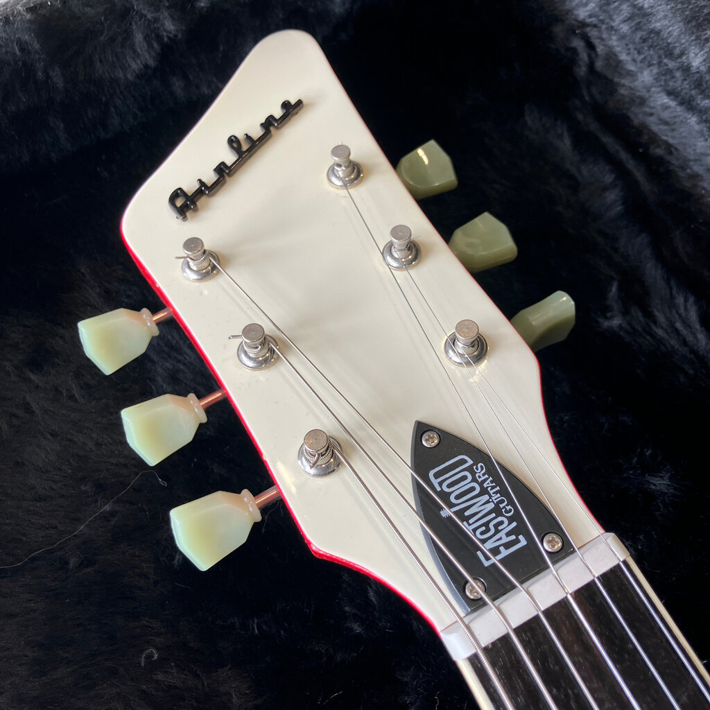 Consignment/Used Eastwood Airline P2 w/Case
