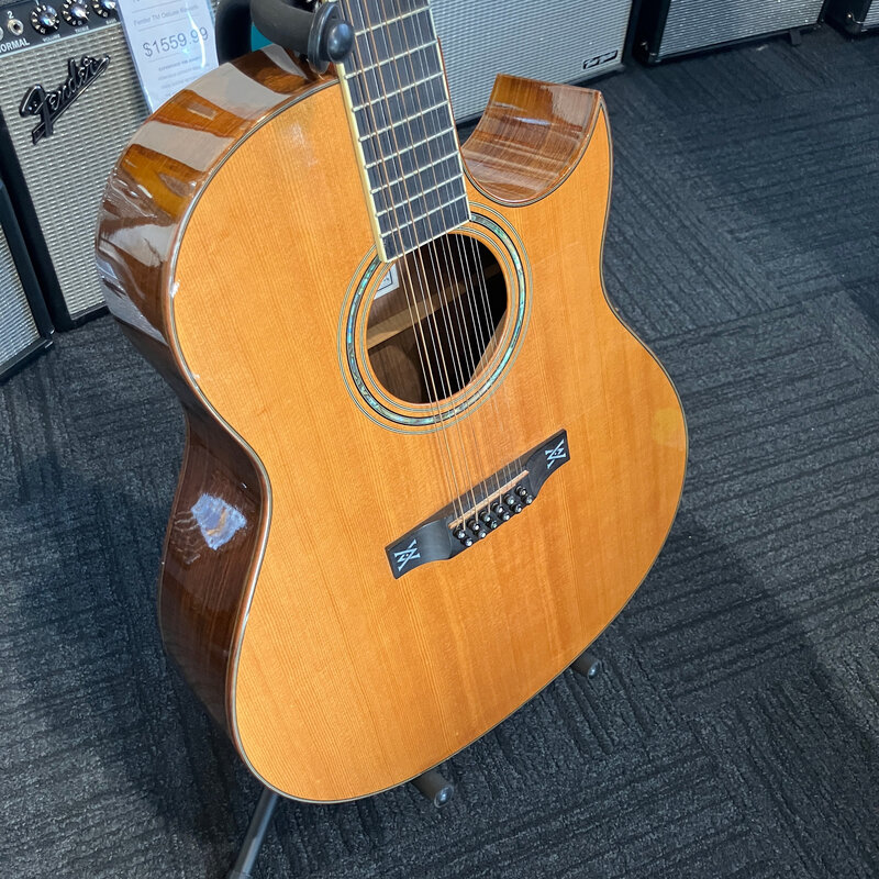 Consignment/Used Larivee LCJ-15 12-String Custom w/Case