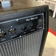 Consignment/Used Traynor Bass Mate 25
