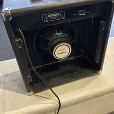 Consignment/Used Traynor Bass Mate 25