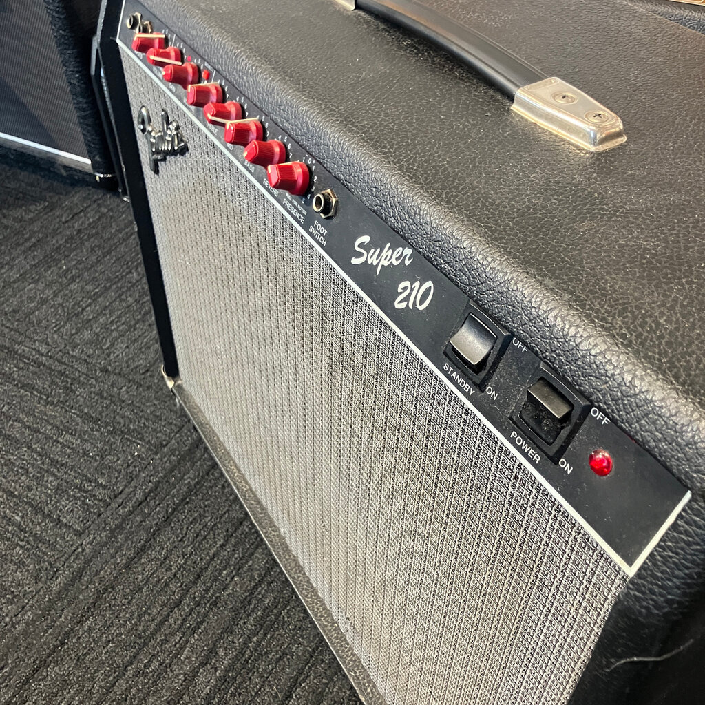 Fender Consignment/Used Fender Super 210