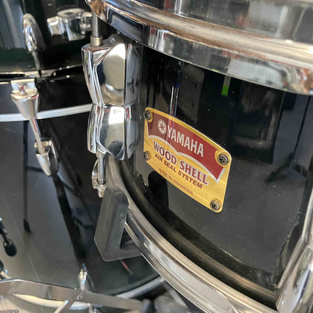 Yamaha Consignment/Used Yamaha Stage Custom Advantage Drum Kit 5 Pcs w/Sabian B8 Cymbals