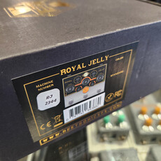 Consignment Royal Jelly Beetronics FX Fuzz/Overdrive pedal