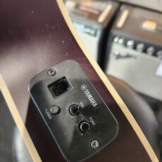 Yamaha Consignment/Used Yamaha APX T2 Ruby Red w/gig bag