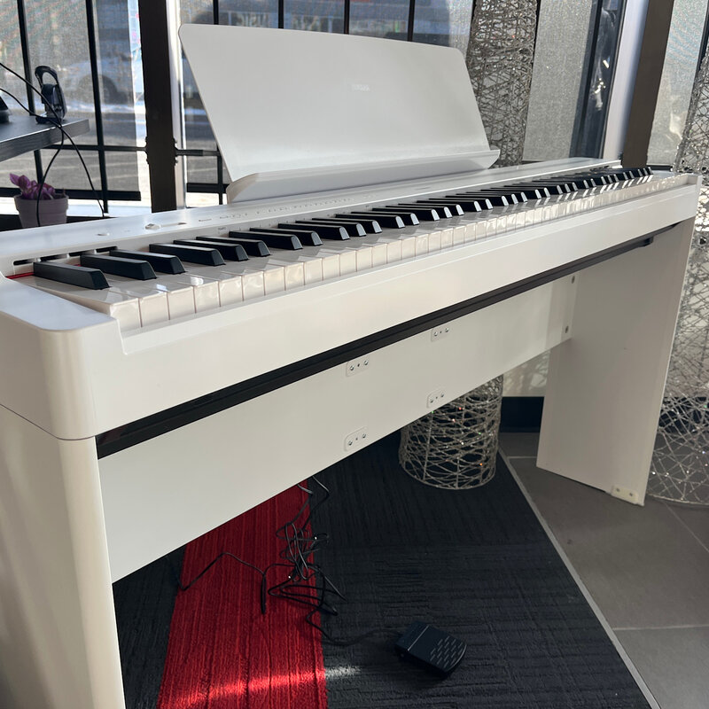 Yamaha Yamaha P225 W Digital Piano Bundle (includes L200W stand)