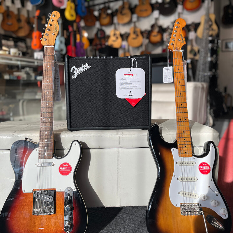 Fender Fender Squier Classic Vibe Electric Guitar Bundle w/Mustang LT25 Amplifier