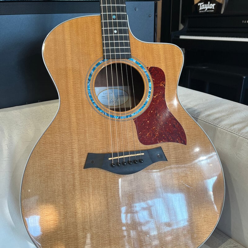 Taylor Guitars Used Taylor 214ce w/o case