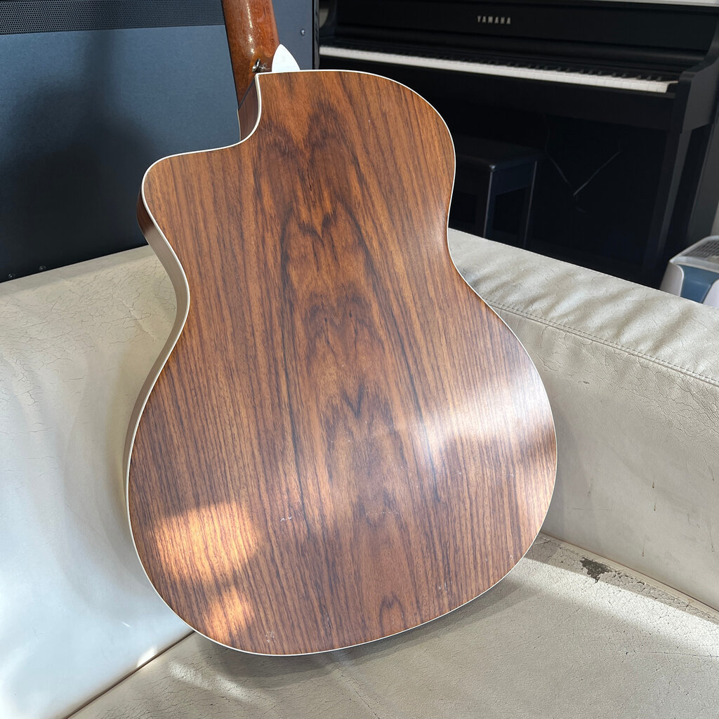 Taylor Guitars Used Taylor 214ce w/o case