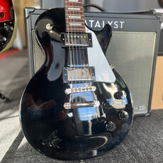 Epiphone Used Epiphone Les Paul Studio - Black (w/ hardshell case)