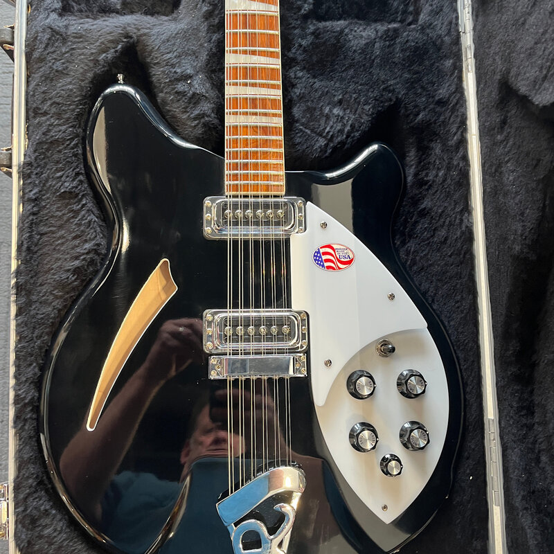Consignment/Used Rickenbacker 620/12 Black w/Custom Case