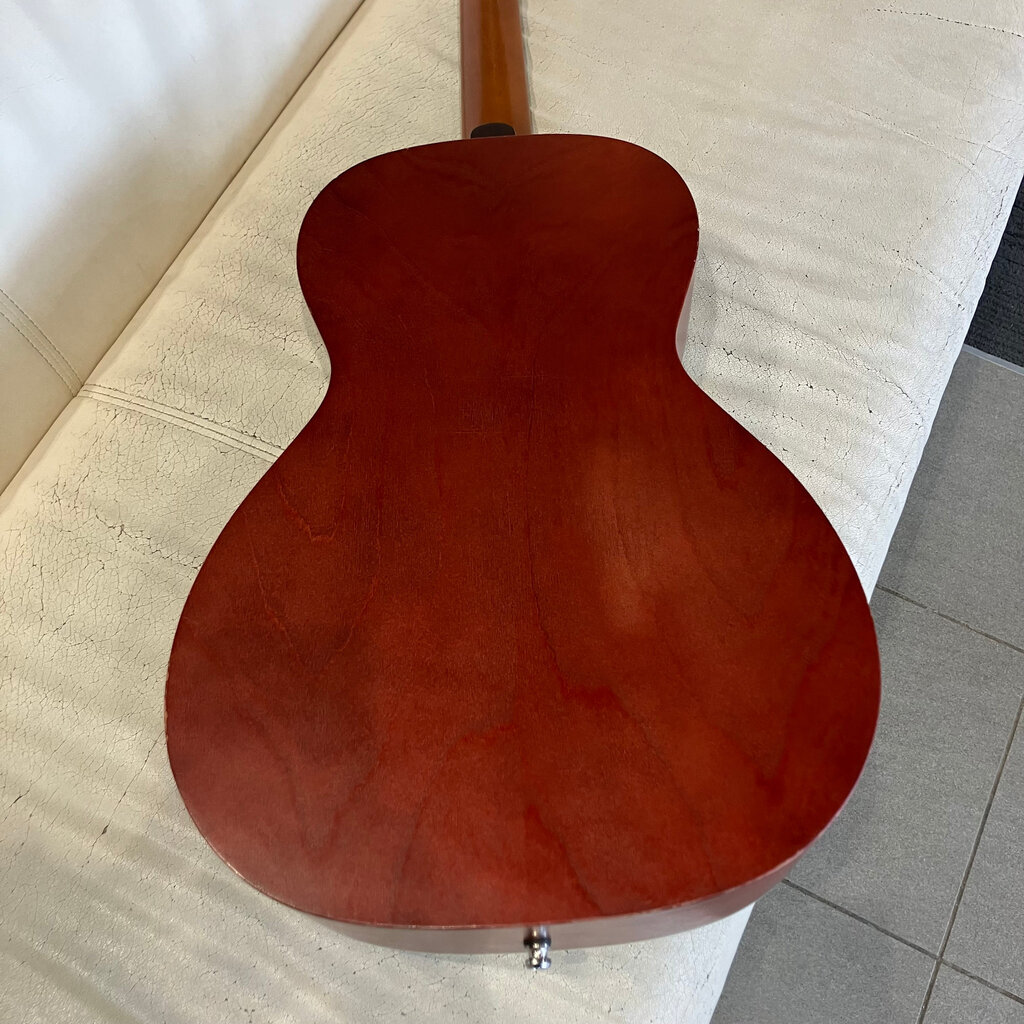 Consignment/Used Art and Lutherie Ami w/Gig Bag