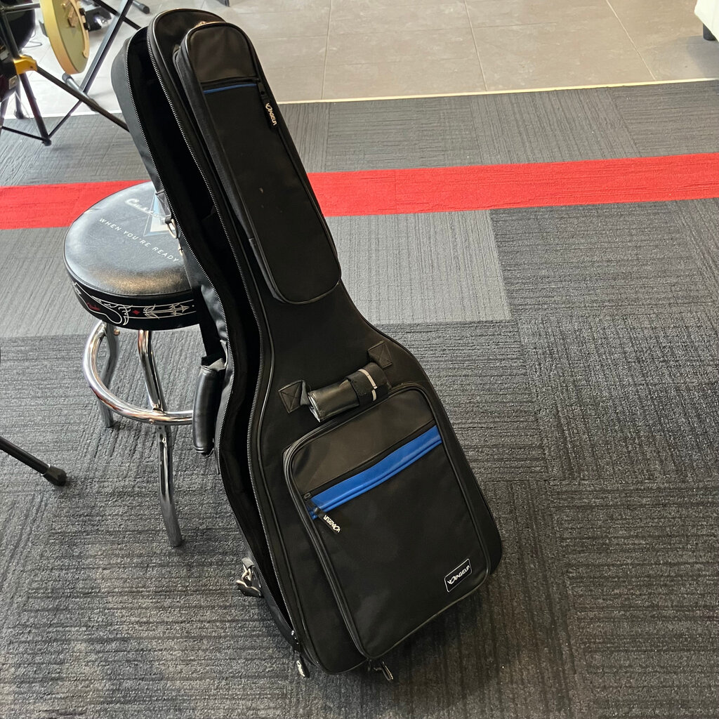 Consignment/Used Art and Lutherie Ami w/Gig Bag