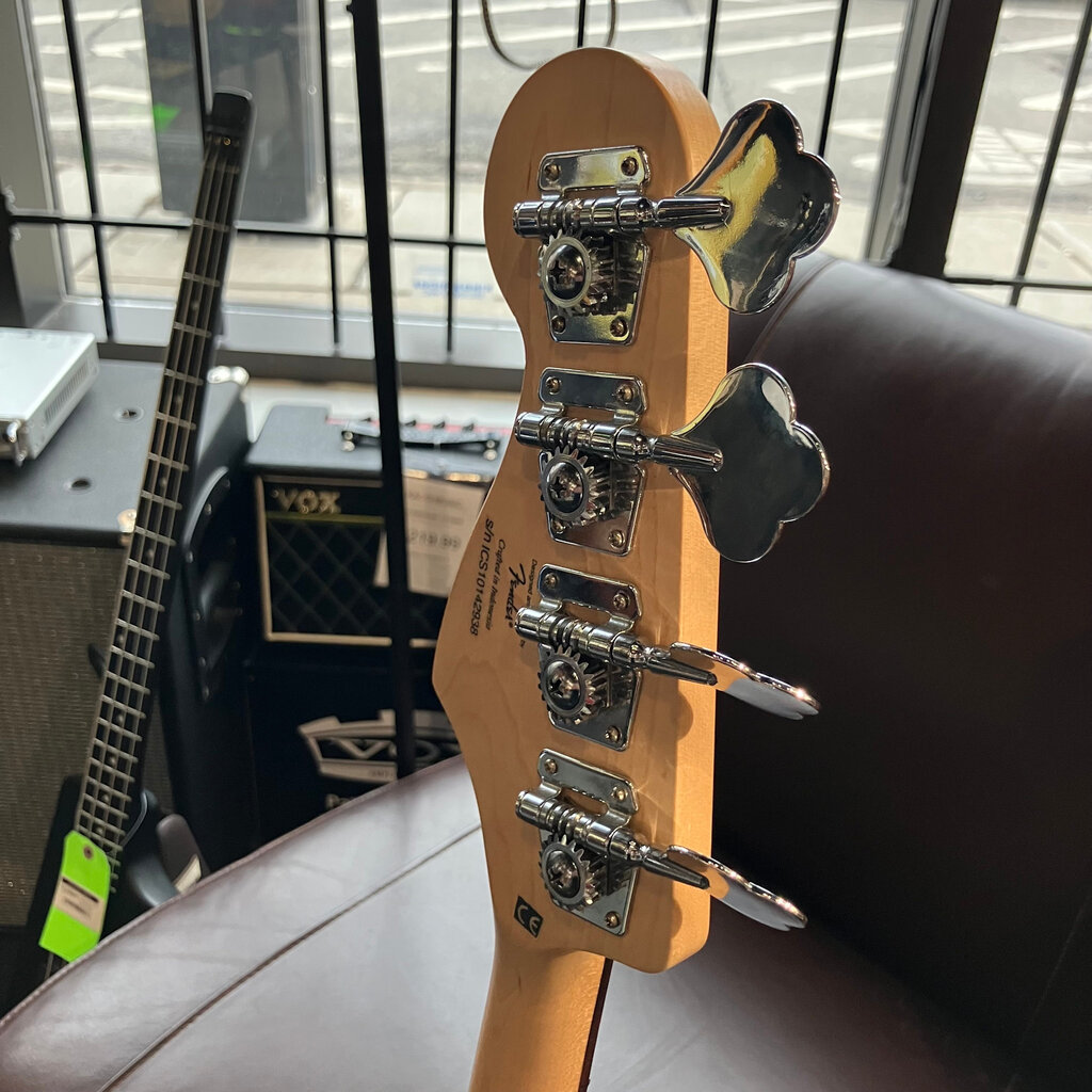 Consignment/Used Squier Jazz Bass - Black w/Gig Bag