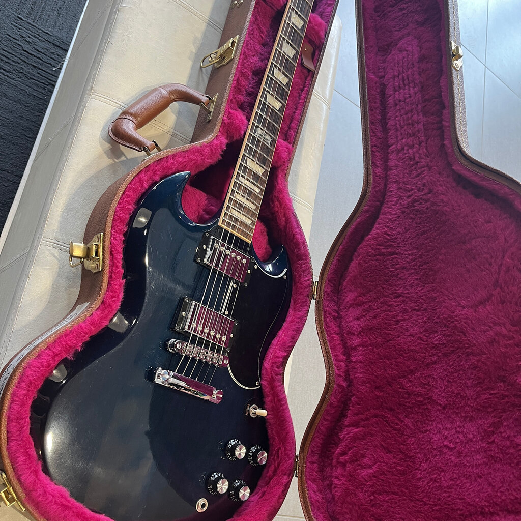 Gibson Used/Consignment Gibson SG Standard Ebony w/Case 2014 Manhatten Midnight