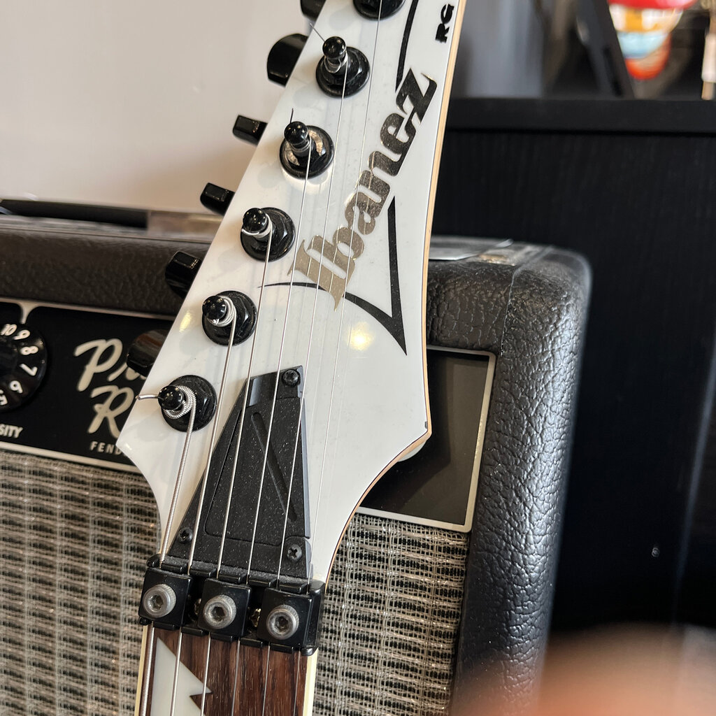 Consignment/Used Ibanez RG350 DXZ /no case